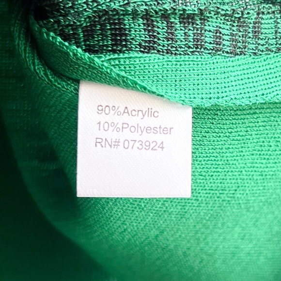 Ming Wang Reversible Tank - Picture 9 of 9